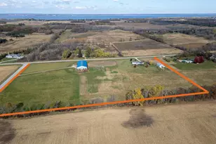 9037 County Rd D, Winneconne, WI 54986 - Photo 5