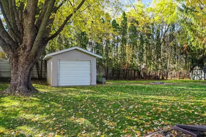 2255 Winwood Drive, Appleton, WI 54915 - Photo 27