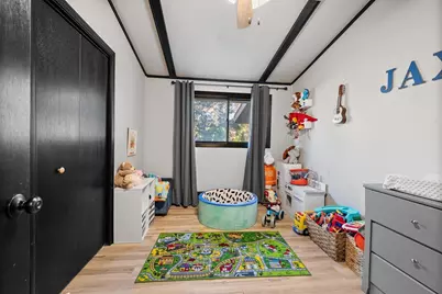 2255 Winwood Drive, Appleton, WI 54915 - Photo 15