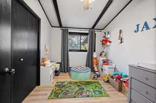 2255 Winwood Dr, Appleton, WI 54915 - Photo 15