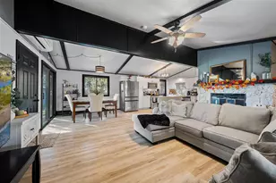 2255 Winwood Dr, Appleton, WI 54915 - Photo 7