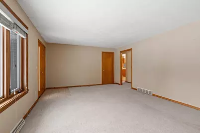 2405 N Erb Street, Appleton, WI 54911 - Photo 5