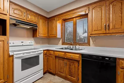 2405 N Erb Street, Appleton, WI 54911 - Photo 13