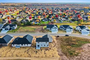 1405 Crossroads Dr, De Pere, WI 54115 - Photo 63