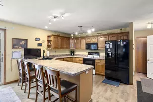 W2512 Buchanan Rd, Appleton, WI 54915 - Photo 5