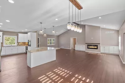 N2142 Schacht Road, Marinette, WI 54143 - Photo 9