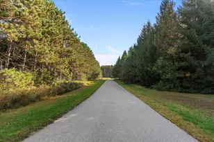 N2142 Schacht Rd, Marinette, WI 54143 - Photo 5