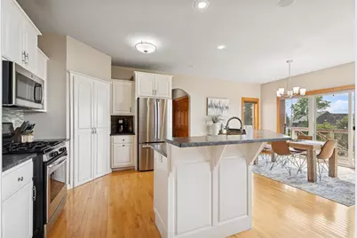 1625 Symphony Heights, Green Bay, WI 54311 - Photo 7