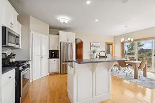 1625 Symphony Heights, Green Bay, WI 54311 - Photo 7