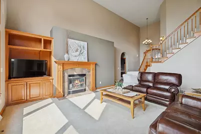 1625 Symphony Heights, Green Bay, WI 54311 - Photo 5