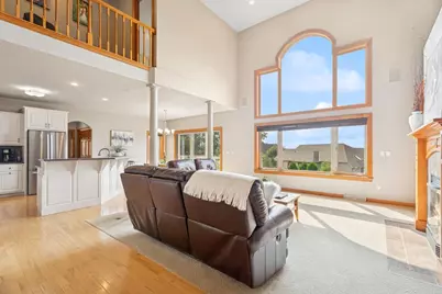 1625 Symphony Heights, Green Bay, WI 54311 - Photo 3