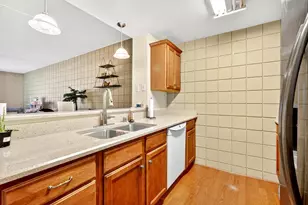 400 N Richmond St, Appleton, WI 54911 - Photo 9