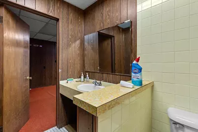 754 N Main Street, Oshkosh, WI 54901 - Photo 39