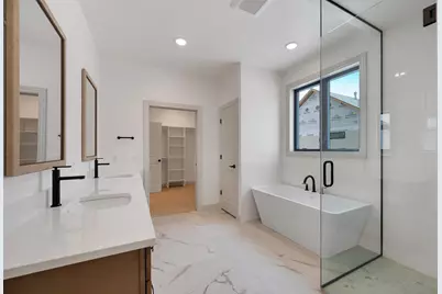 110 Beckerae Court, Wrightstown, WI 54180 - Photo 35