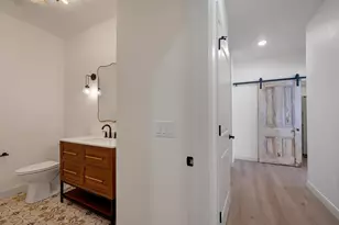 110 Beckerae Ct, Wrightstown, WI 54180 - Photo 9