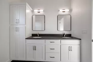 713 Royal Saint Pats Dr, Wrightstown, WI 54180 - Photo 13