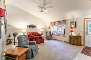 20 Spencer Village Ct, Appleton, WI 54914 - Photo 5