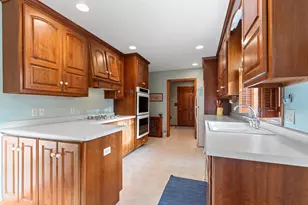 407 Woodfield Dr, Green Bay, WI 54313 - Photo 15