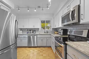 65 Webster Heights Dr, Green Bay, WI 54301 - Photo 15