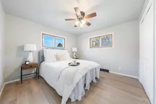 140 W Cecil St, Neenah, WI 54956 - Photo 15