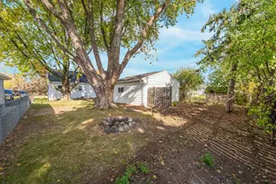 140 W Cecil St, Neenah, WI 54956 - Photo 35