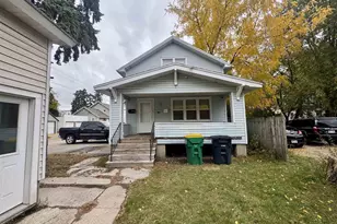 1015 E Walnut St, Green Bay, WI 54301 - Photo 5