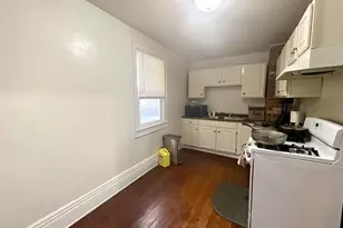 1015 E Walnut St, Green Bay, WI 54301 - Photo 9