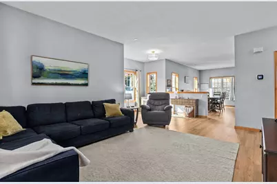 4124 E Glory Lane, Appleton, WI 54913 - Photo 5