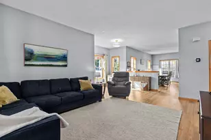 4124 E Glory Ln, Appleton, WI 54913 - Photo 5