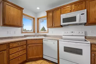 33 N Ashland Ave, Sturgeon Bay, WI 54235 - Photo 5