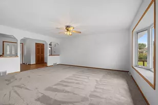 33 N Ashland Ave, Sturgeon Bay, WI 54235 - Photo 11