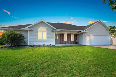 33 N Ashland Avenue, Sturgeon Bay, WI 54235 - Photo 1