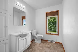 33 N Ashland Ave, Sturgeon Bay, WI 54235 - Photo 15