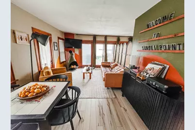 2927 Sunset Point Lane, Oshkosh, WI 54904 - Photo 9