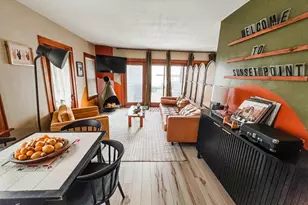 2927 Sunset Point Ln, Oshkosh, WI 54904 - Photo 9