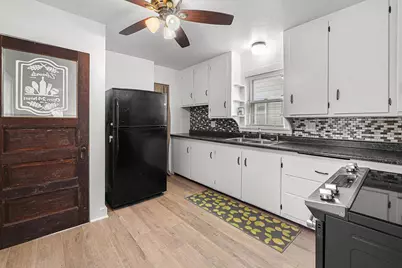 197 N Lincoln Avenue, Fond du Lac, WI 54935 - Photo 5