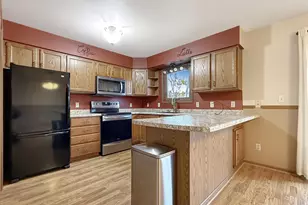 1420 Edwin St, Marinette, WI 54143 - Photo 9