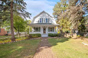 2534 S Webster Ave, Green Bay, WI 54301 - Photo 1