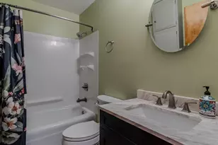 326 W 19th Ave, Oshkosh, WI 54902 - Photo 25