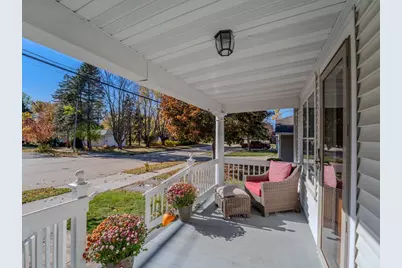 326 W 19th Avenue, Oshkosh, WI 54902 - Photo 7