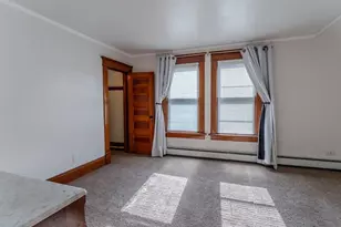 326 W 19th Ave, Oshkosh, WI 54902 - Photo 13