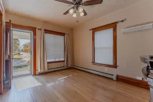 326 W 19th Ave, Oshkosh, WI 54902 - Photo 33