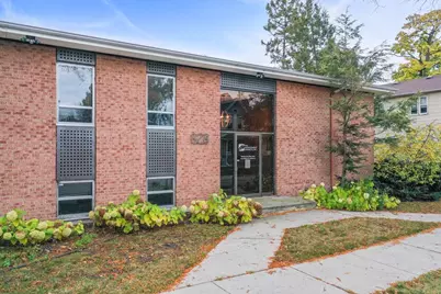 828 Cherry Street, Green Bay, WI 54301 - Photo 5