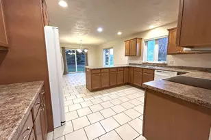 4727 N Apple Rd, Appleton, WI 54913 - Photo 5