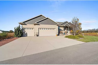 1433 Freedom Court, Neenah, WI 54956 - Photo 1