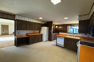 452 Mill St, Manawa, WI 54949 - Photo 13