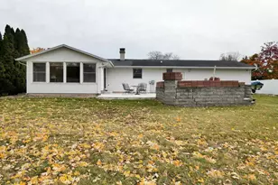 1410 S 7th St, De Pere, WI 54115 - Photo 23