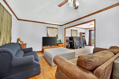 442 N Park Avenue, Fond du Lac, WI 54935 - Photo 9