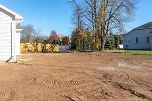 1009 Lotus Trail, Menasha, WI 54952 - Photo 29