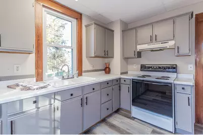 406 W Fulton Street, Waupaca, WI 54981 - Photo 15